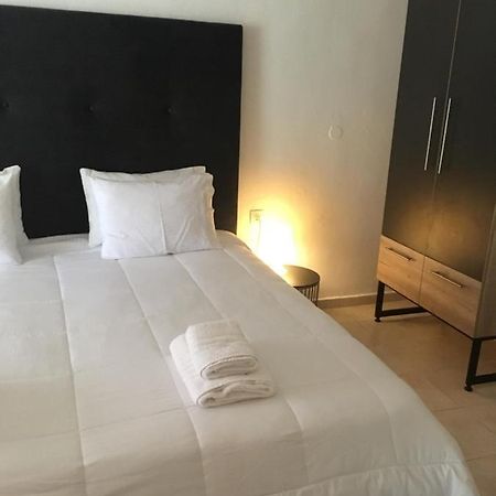 فندق Camping Stolos Limin Litochorou المظهر الخارجي الصورة